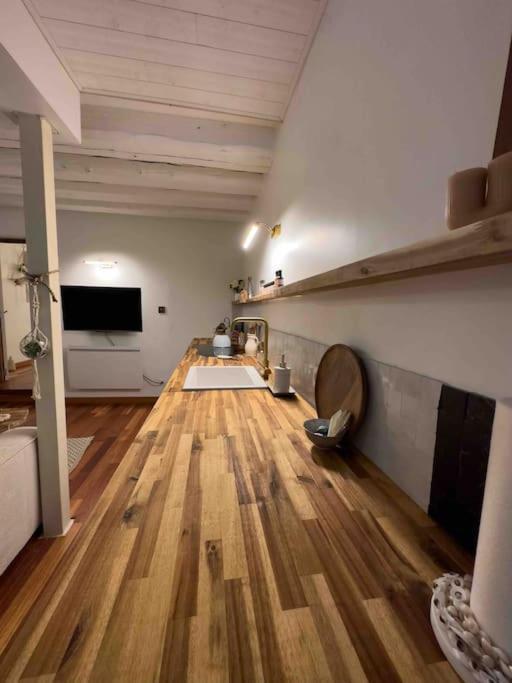 Les Seychelles, T2, Hyper Centre, Cours Interieure Apartment Macon